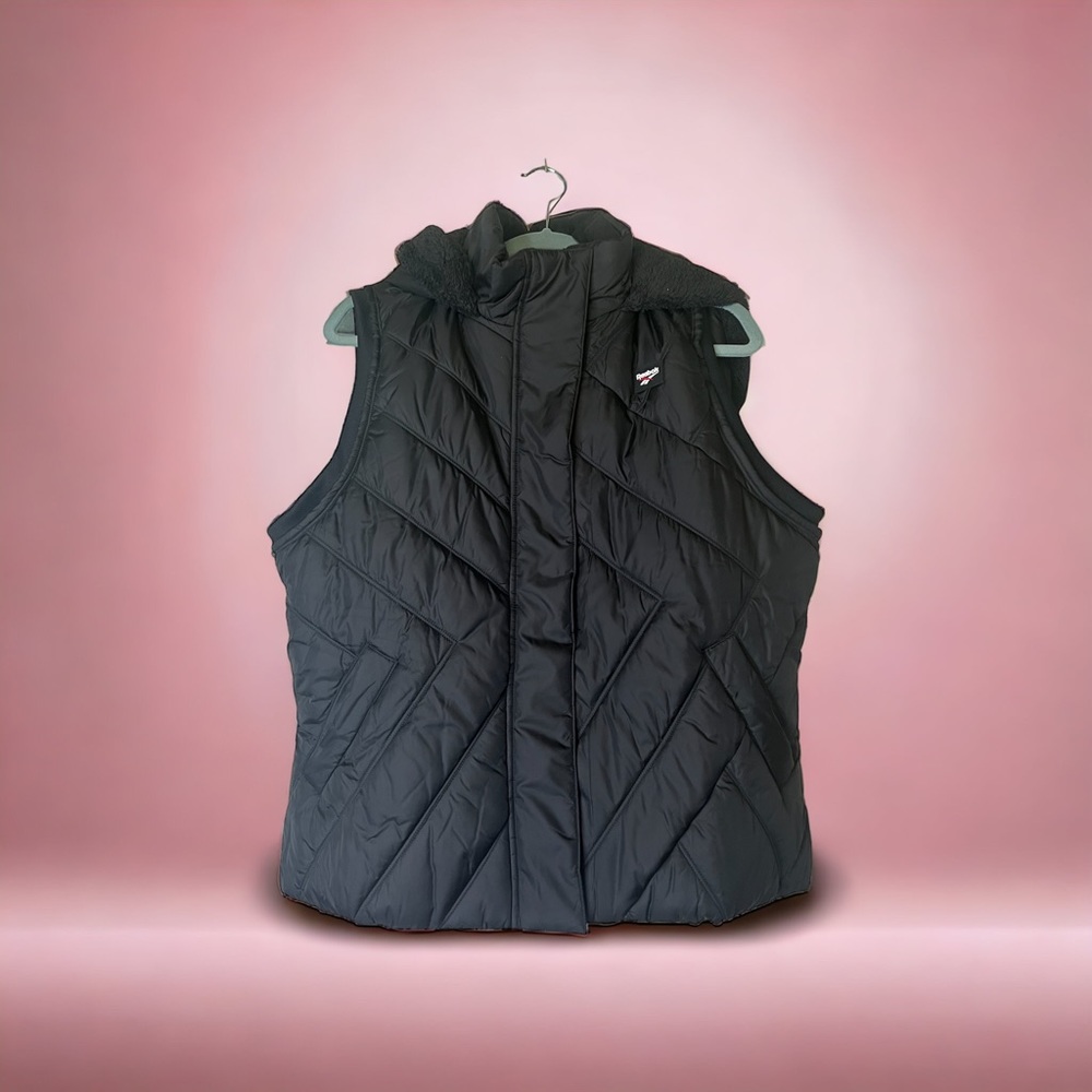Reebok Women’s Vest with Hood. Large